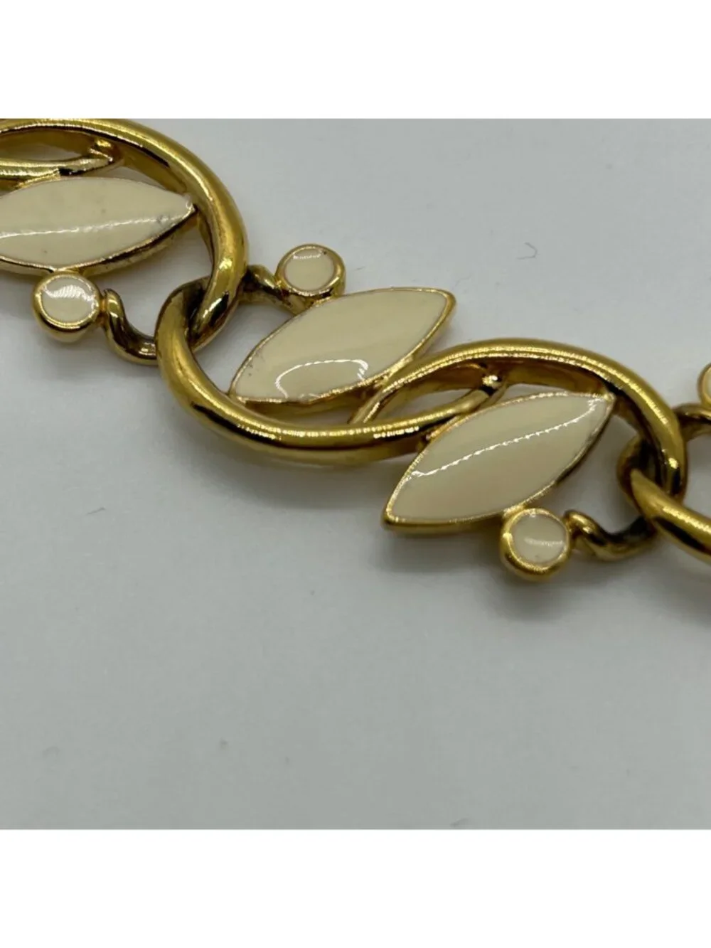 Vintage Trifari Enamel Choker Necklace Gold Tone Leaf Cream 1980s Statement